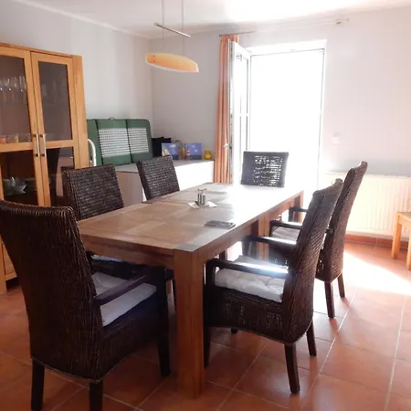 Haus Am Breezter Bodden 1og