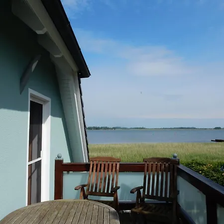 Haus Am Breezter Bodden 1og Διαμέρισμα *