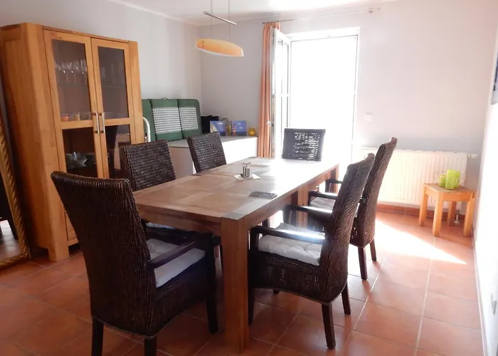 Haus Am Breezter Bodden 1og